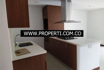 Apartamento en Loma Del Indio San Diego, Loma De Indio, Medellín, Antioquia, Colombia
