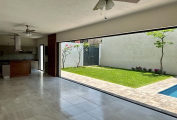 Casa en  Privada Antinea, Delicias, Cuernavaca, Morelos, México