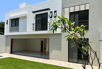 Casa en  Privada Antinea, Delicias, Cuernavaca, Morelos, México