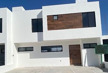 Casa en  San Isidro Juriquilla, Juriquilla, Querétaro, México