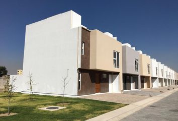 Casa en  Cam. A Ocotitlán 222, Fabela, 52167 San Jorge Pueblo Nuevo, Méx., México