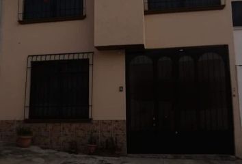 Casa en  San Miguel Apinahuizco, Toluca