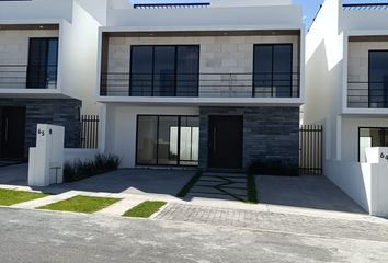 Casa en  Circuito Pizarra 602, San Isidro Juriquilla, Juriquilla, Querétaro, México