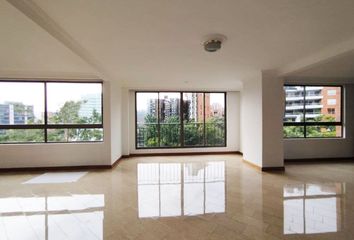 Apartamento en Poblado, Medellín