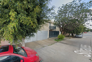 Casa en fraccionamiento en  Strauss, León Moderno, León, Guanajuato, México