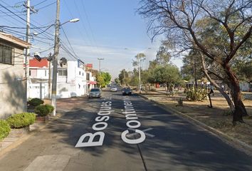 Casa en  Bosques De Aragon, Nezahualcóyotl, Estado De México, México