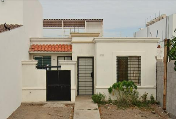 Casa en  Calle Valle La Lima, Culiacán, Sinaloa, México