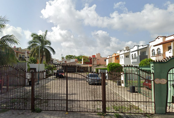 Casa en fraccionamiento en  Alirio Tirado Pacheco, Sm 514, Panaquire, Cancún, Quintana Roo, México