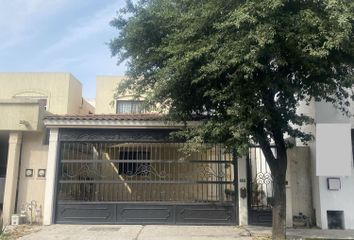 Casa en  Calle Guijón 219, Bosques De Las Cumbres, Monterrey, Nuevo León, 64619, Mex