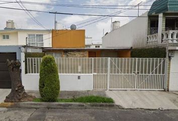 Casa en  Hacienda De La Condesa 33, Prados Del Rosario, Ciudad De México, Cdmx, México