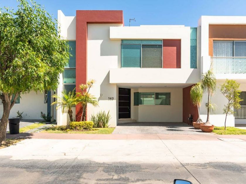 renta Casa en Solares, Zapopan, Jalisco (10514)