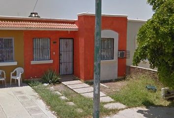 Casa en  Calle San Mateo, San Fernando, Mazatlán, Sinaloa, México