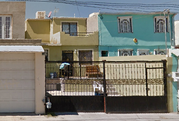 Casa en  Calle Alamogordo 670, Valle De Santiago, Juárez, Chihuahua, México