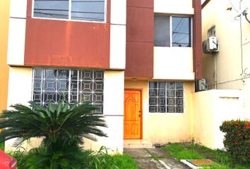 Casa en  Urbanización Cataluña, E486, Samborondón, Daule, Ecuador