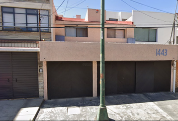 Casa en  Martin Mendalde 1443, Col Del Valle Sur, 03104 Ciudad De México, Cdmx, México