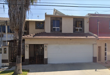 Casa en  Playas De Tijuana Sección Jardines Del Sol, Tijuana