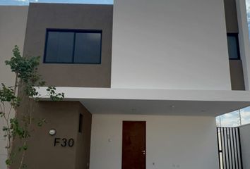 Casa en  Valles Del Molino B, Calzada Lomas Del Molino, El Molino Residencial, Guanajuato, México