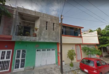Casa en  Avenida Villahermosa, Zona Sin Asignación De Nombre De Colonia 39, Tuxtla Gutiérrez, Chiapas, México