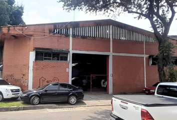 Bodega en  Carrera 8a #35, Comuna 8, Cali, Valle Del Cauca, Colombia