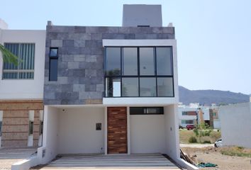 Casa en fraccionamiento en  Senderos De Monte Verde, Tlajomulco De Zúñiga, Jalisco, México