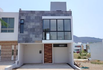 Casa en fraccionamiento en  Senderos De Monte Verde, Tlajomulco De Zúñiga, Jalisco, México