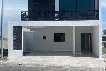 Casa en  Lomas De La Rioja, Veracruz, México