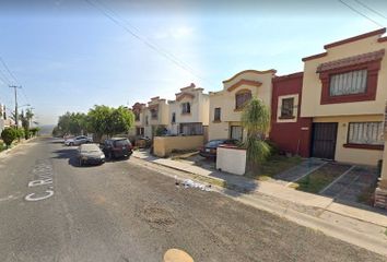 Casa en fraccionamiento en  Calle Río Balsas, Urbi Quinta Montecarlo, Coyula, Tonalá, Jalisco, México
