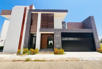 Casa en fraccionamiento en  Fraccionamiento Las Palmas, Las Palmas, Las Palmas De Medellín, Veracruz, México