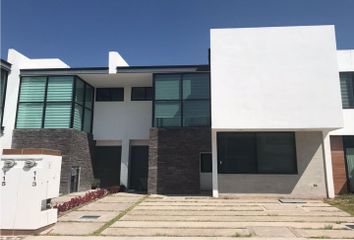 Casa en condominio en  Viña Antigua, Residencial Alcazar, Jesús María, Aguascalientes, México