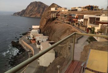 Casa en  Carretera Panamericana Sur, Pucusana, Perú