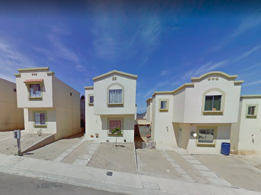 venta Casa en Moderna, Ensenada, Ensenada (CP8438)