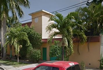 Casa en  Calle Corozal 501, Chetumal, Quintana Roo, México