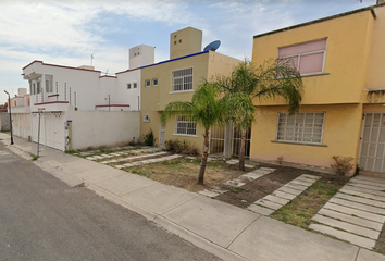 Casa en fraccionamiento en  Avenida Trenistas Num 422, San Antonio De La Punta, Santiago De Querétaro, Querétaro, México