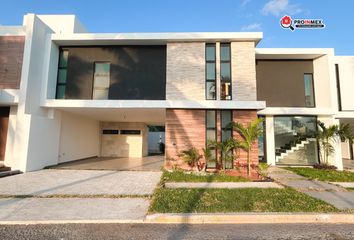 Casa en  Playas Del Conchal, Boulevard Mandinga, Veracruz, México