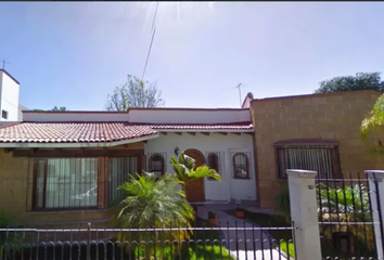 Casa en  Av De Los Cerezos 107, Jurica Pinar, 76100 Santiago De Querétaro, Qro., México