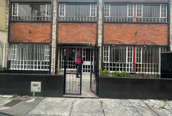 Casa en  Calle 63d #21-16, Bogotá, Colombia