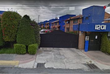 Casa en  Científicos, Toluca