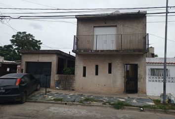 Casa en  César H. Malnatti 2619, San Miguel, Buenos Aires, Argentina