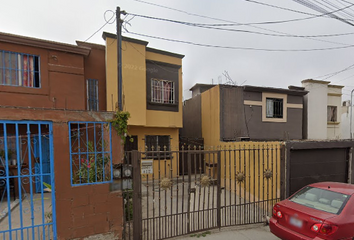 Casa en  Calle Maykop, Villa Del Real Iii, Tijuana, Baja California, México