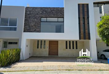 Casa en fraccionamiento en  Lomas De Angelópolis, San Bernardino Tlaxcalancingo, Puebla, México