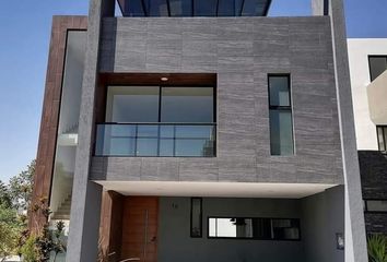 Casa en fraccionamiento en  Parque Querétaro, Boulevard De Los Volcanes, Lomas De Angelópolis, Puebla De Zaragoza, Puebla, México