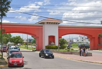 Casa en fraccionamiento en  Calle Fuente Culiacán 871, Villa Fontana, San Pedro Tlaquepaque, Jalisco, México