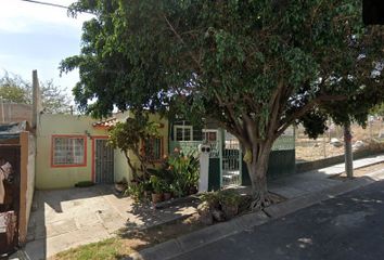 Casa en  Avenida Francisco Morazan, Hacienda Santa Fe, Jalisco, México