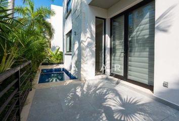 Casa en  La Laguna I, Avenida Puerto Cancun, Puerto Juarez, Zona Hotelera, Cancún, Quintana Roo, México