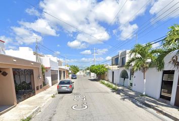 Casa en fraccionamiento en  Calle 26ᴮ, Polígono 108, Mérida, Yucatán, México