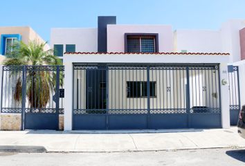 Casa en fraccionamiento en  Altabrisa, Colonia Altabrisa, Mérida, Yucatán, México