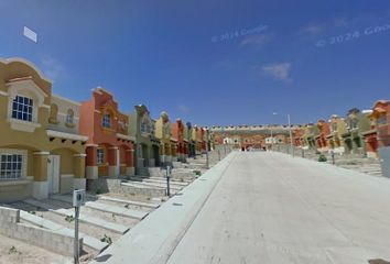 Casa en fraccionamiento en  Urbiquinta Del Cedro, Paseo Del Cedro, Urbiquinta Del Cedro, 22564 Tijuana, B.c., México