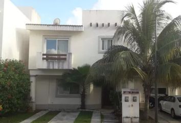 Casa en  Nachi Cocom Sm 50, San José Bonampak, Cancún, Quintana Roo, México