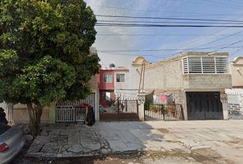 Casa en fraccionamiento en  Calz Del Pedregal 511, Fraccionamiento El Pedregal, Torreón, Coahuila De Zaragoza, México