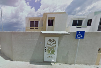Casa en  C. 81 512, Ampliación Tixcacal Opichen, 97246 Mérida, Yuc., México